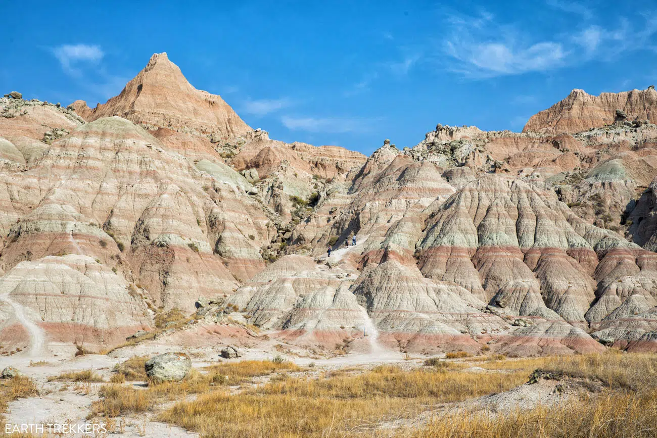 Badlands Road Trip Yellowstone Devils Tower and Mount Rushmore