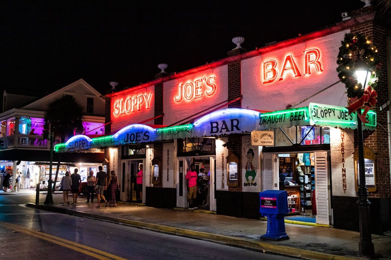 Sloppy Joes Bar