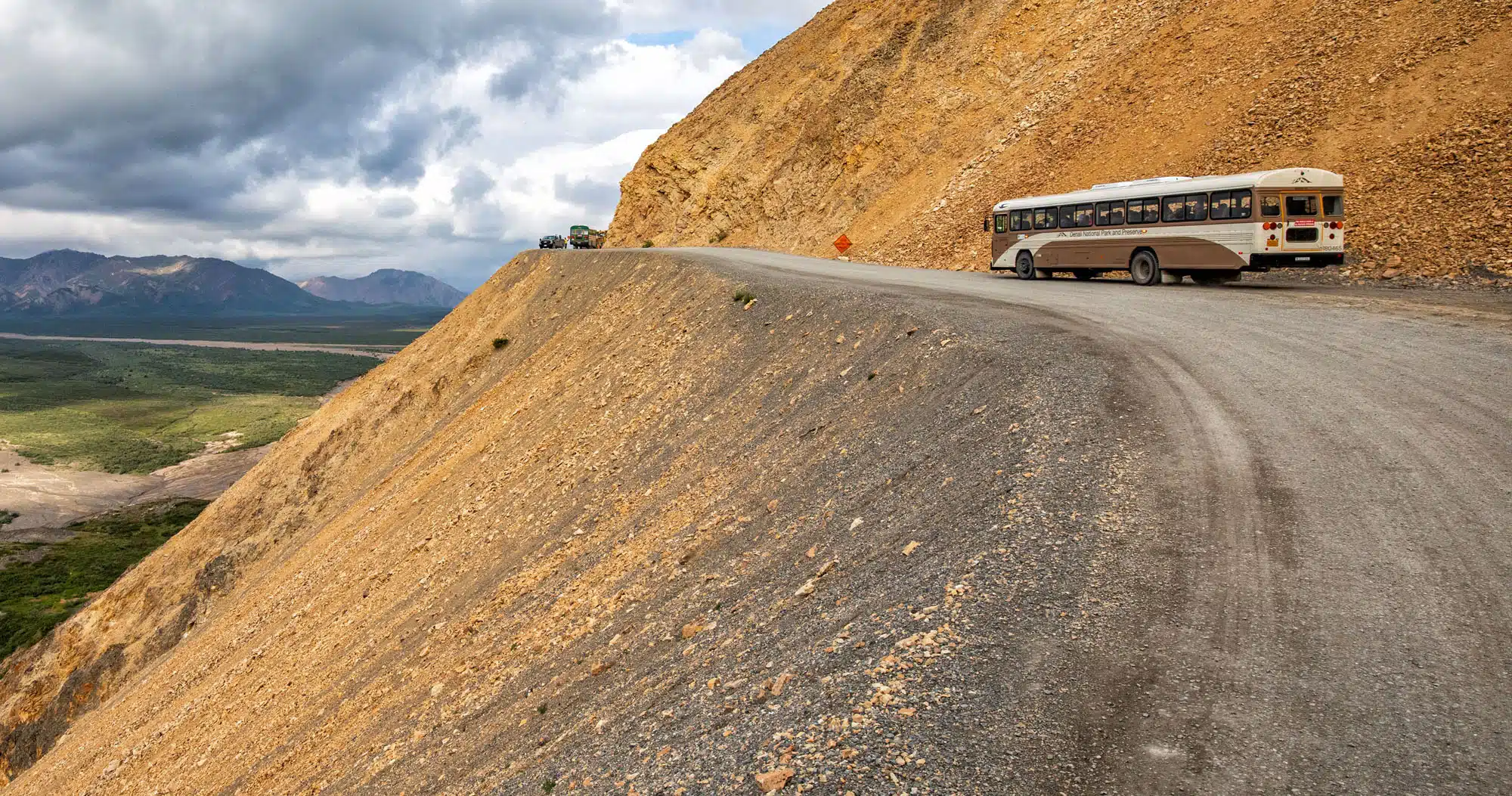 Featured image for “What to Do in Denali while Denali Park Road is Closed (& Is It Worth It?)”