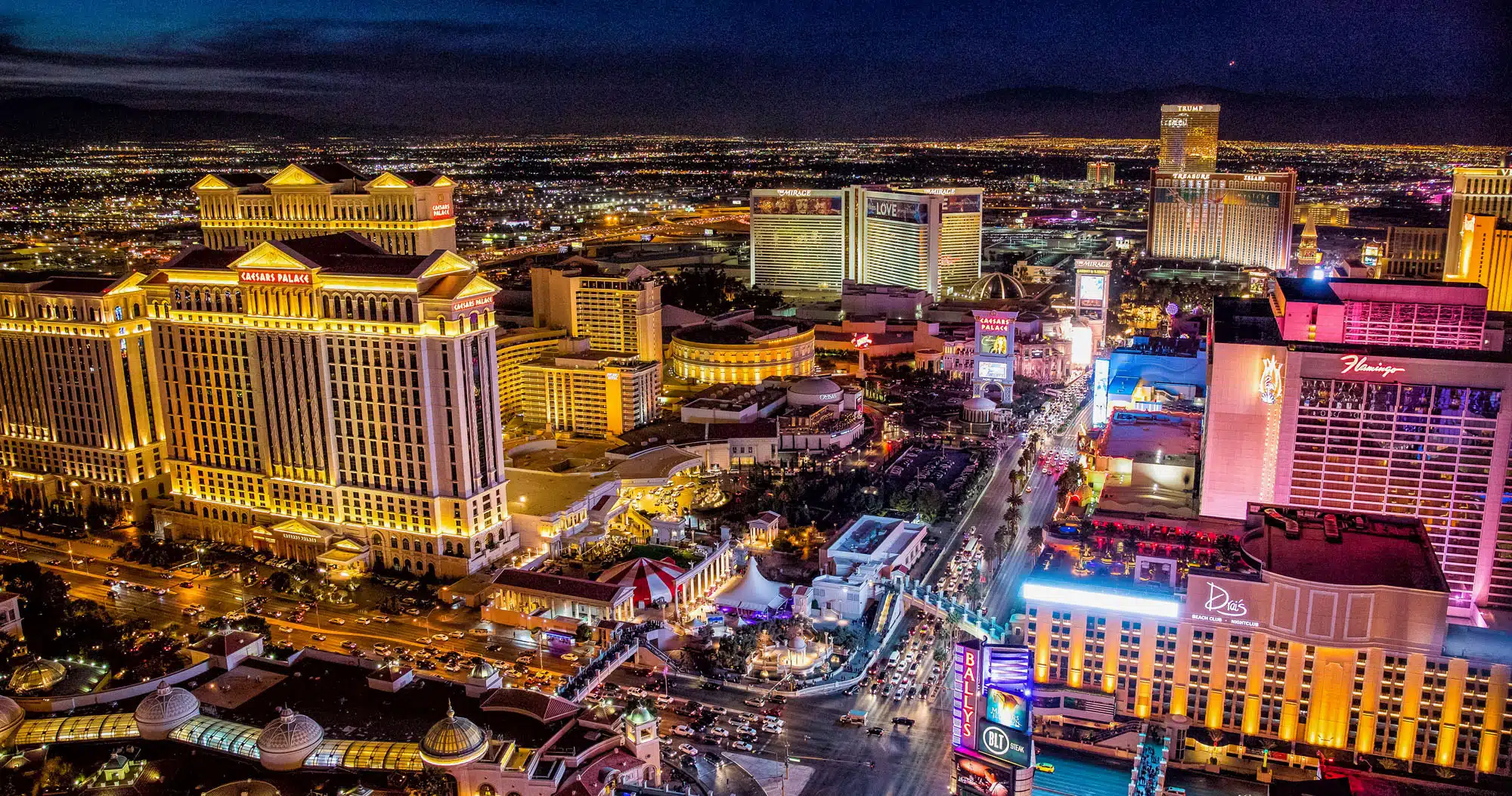 Featured image for “Best of Las Vegas: Things to Do, Day Trip Ideas & Sample Itineraries”