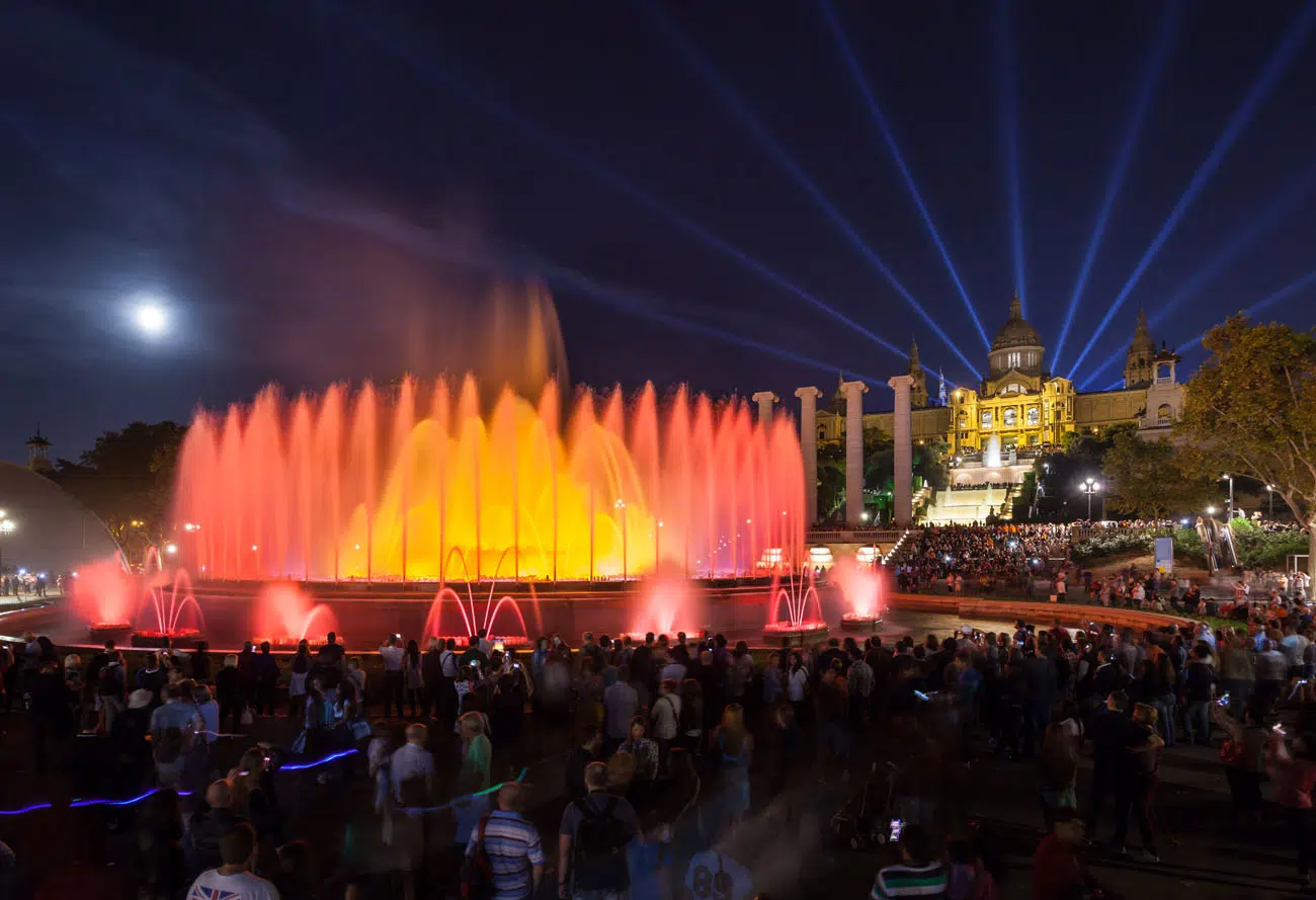 Fountain best things to do in Barcelona