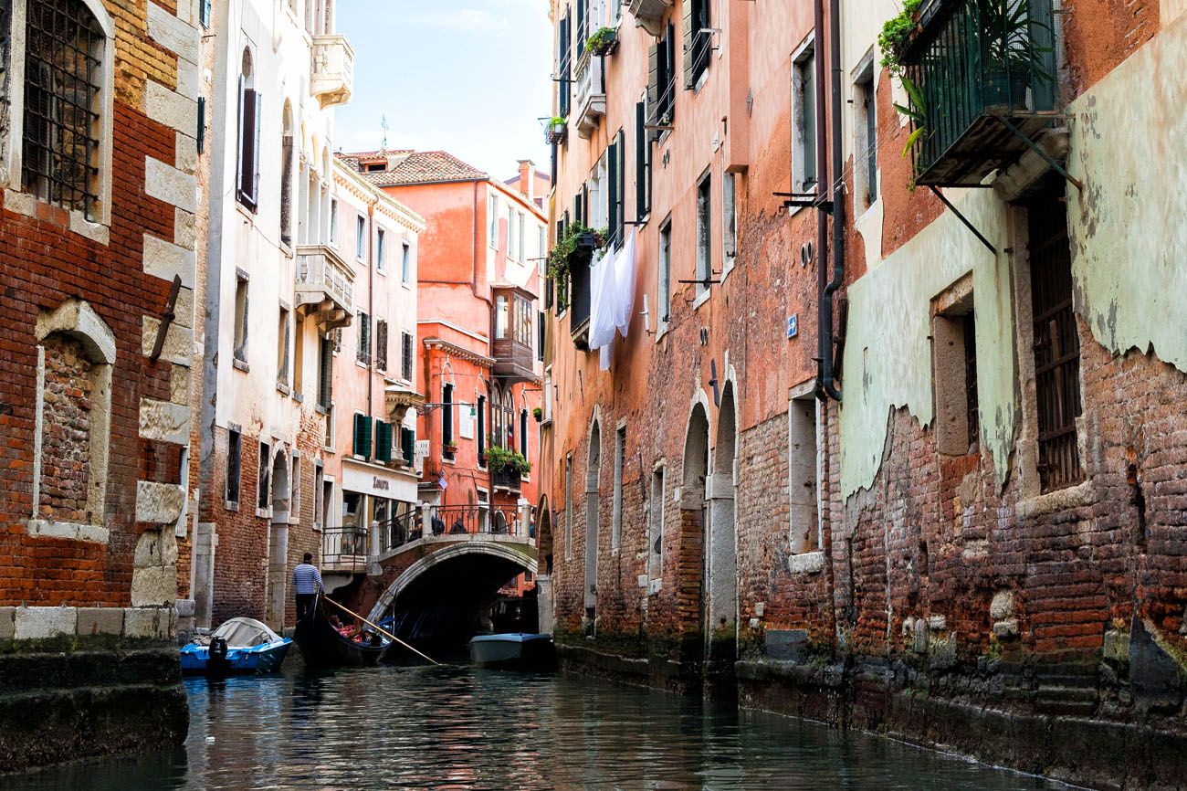 Venice Gondola Ride 2 days in Venice itinerary