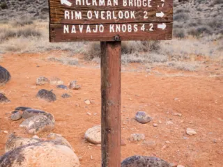 Capitol Reef Hiking Sign