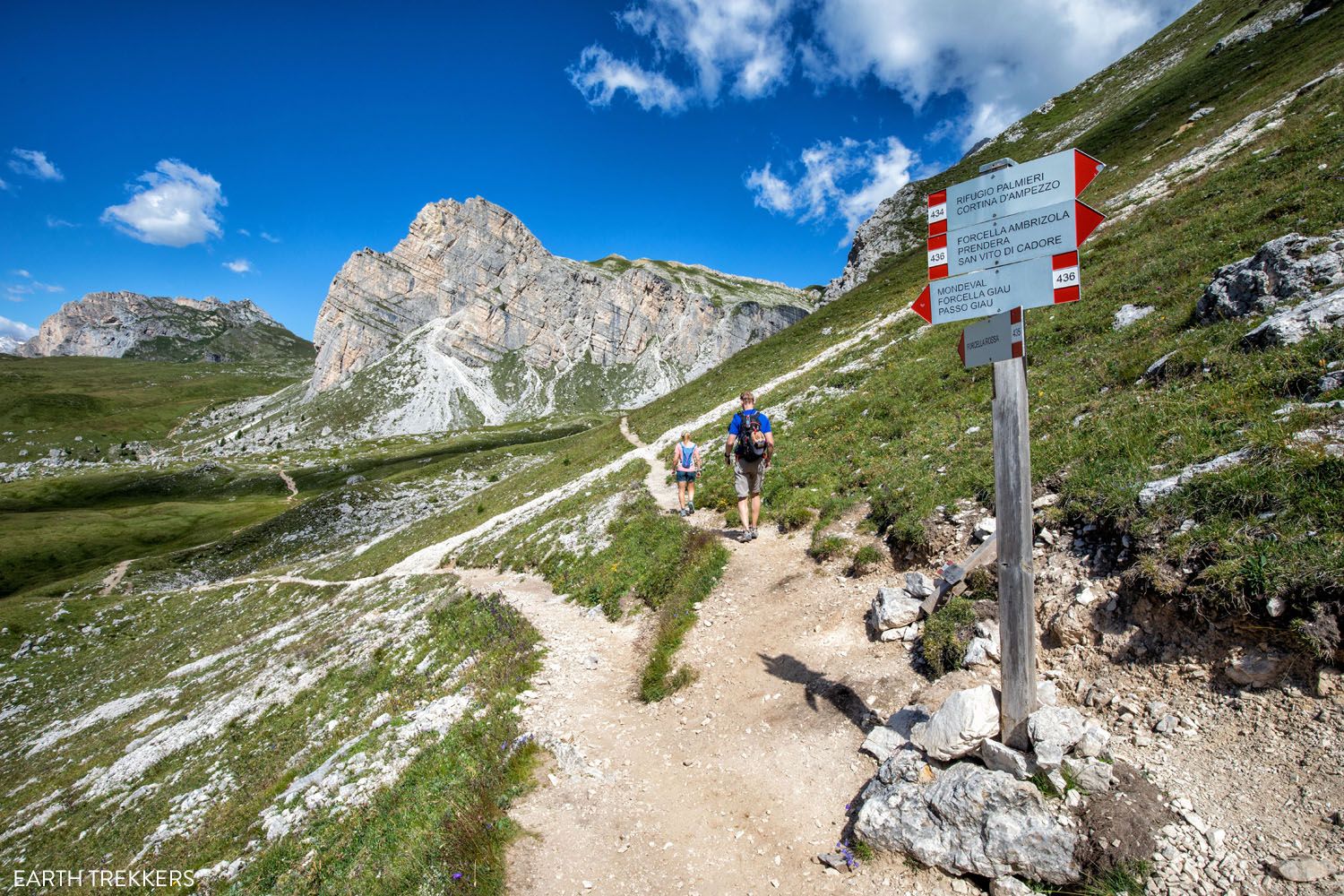 Croda da Lago Circuit Hiking Guide