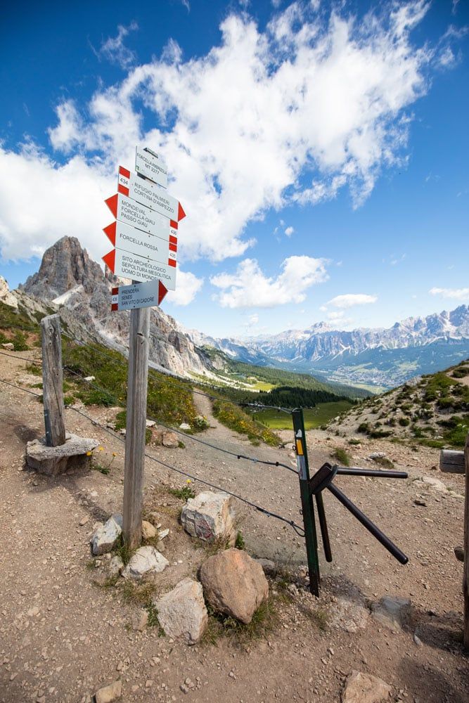 Forcella Ambrizzola Trail Sign