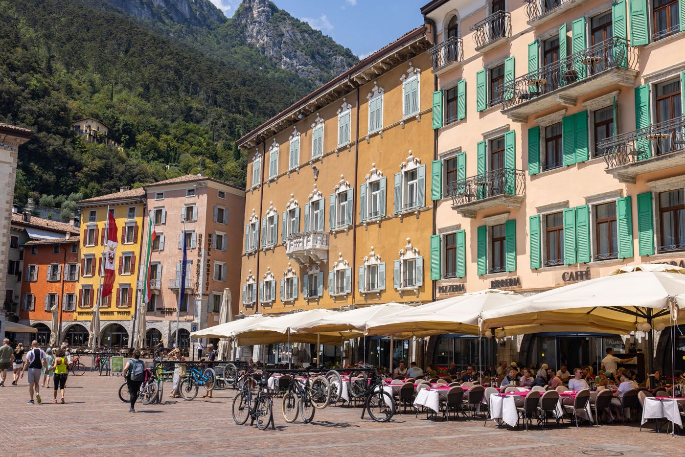 Piazza 3 Novembre