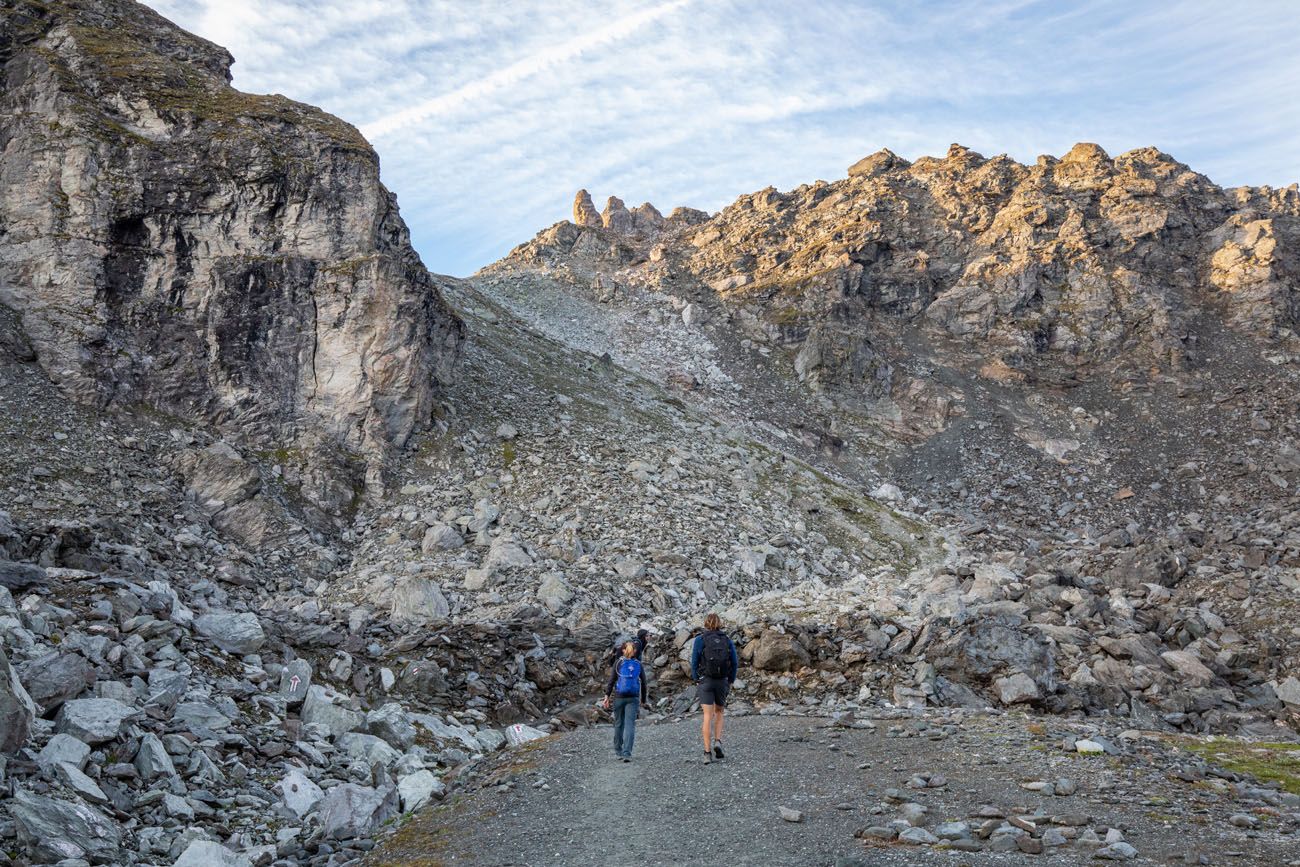 Trail to Col des Roux