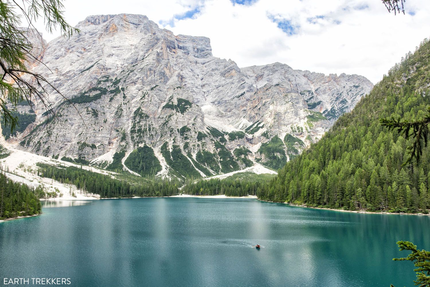 Lago di Braies Photo Italy