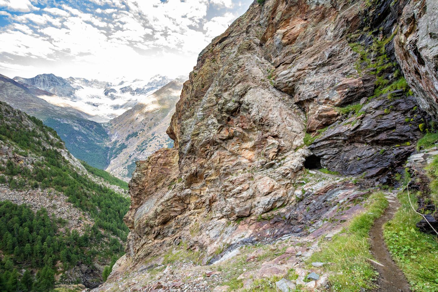 Walkers Haute Route Tunnel