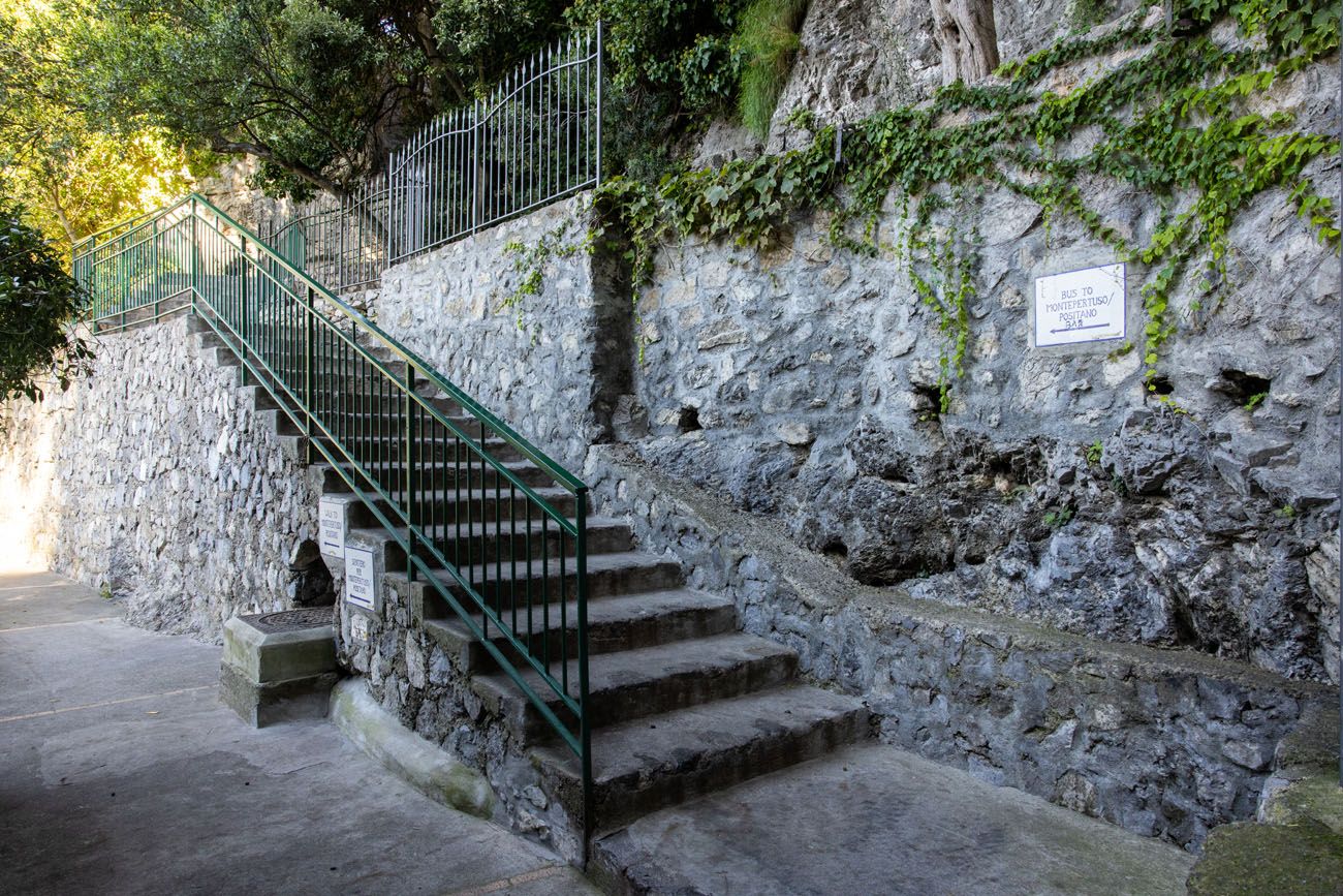 Nocelle Bus Stop Stairs