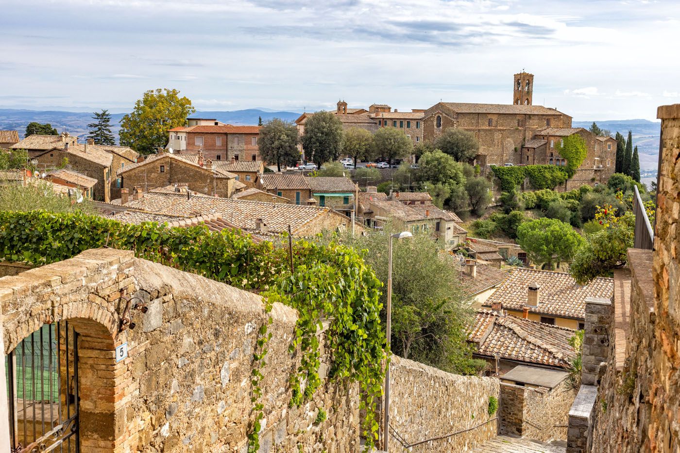 Exploring Montalcino | Best things to do in Montalcino