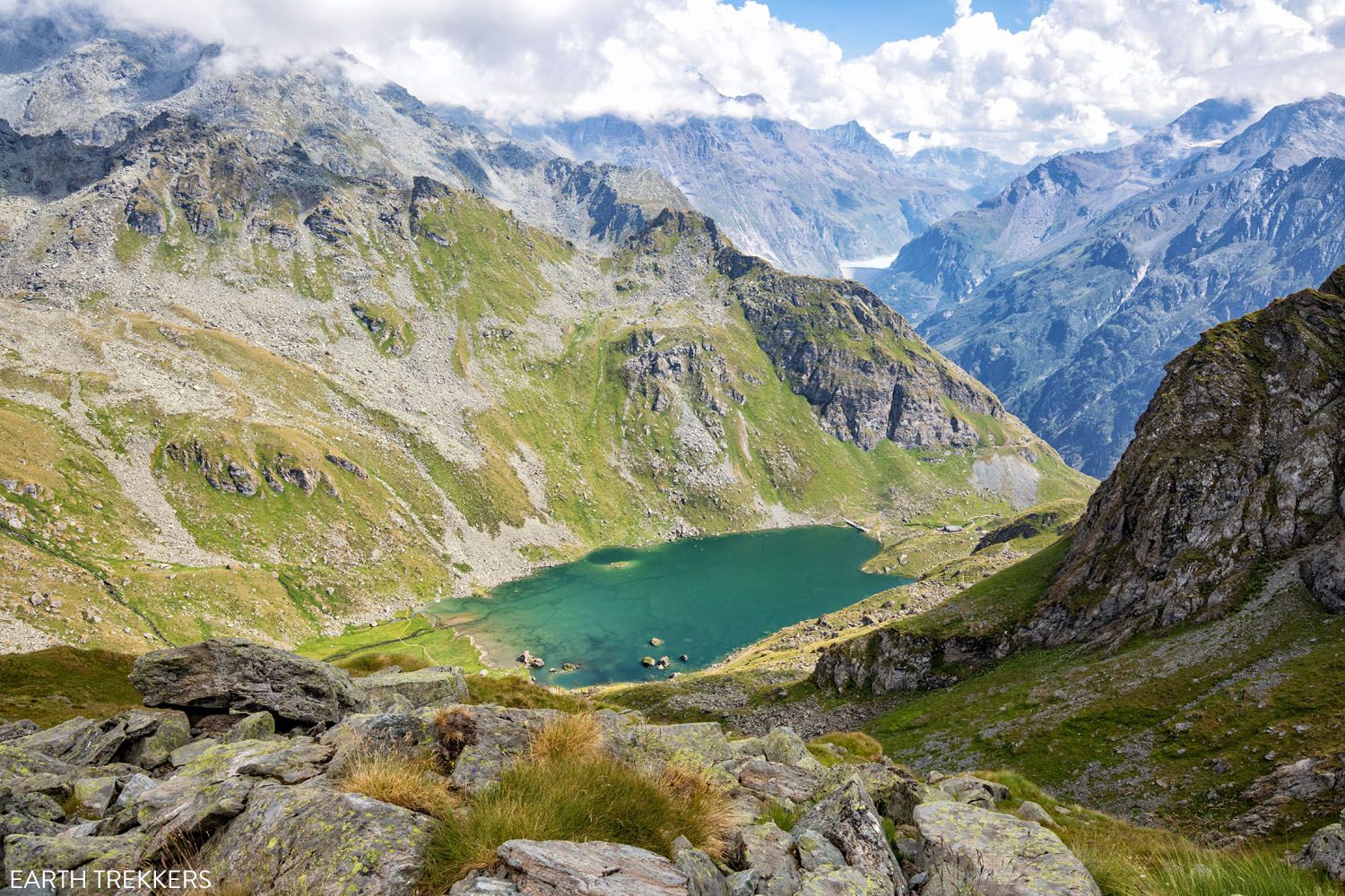 Lac de Louvie Walkers Haute Route