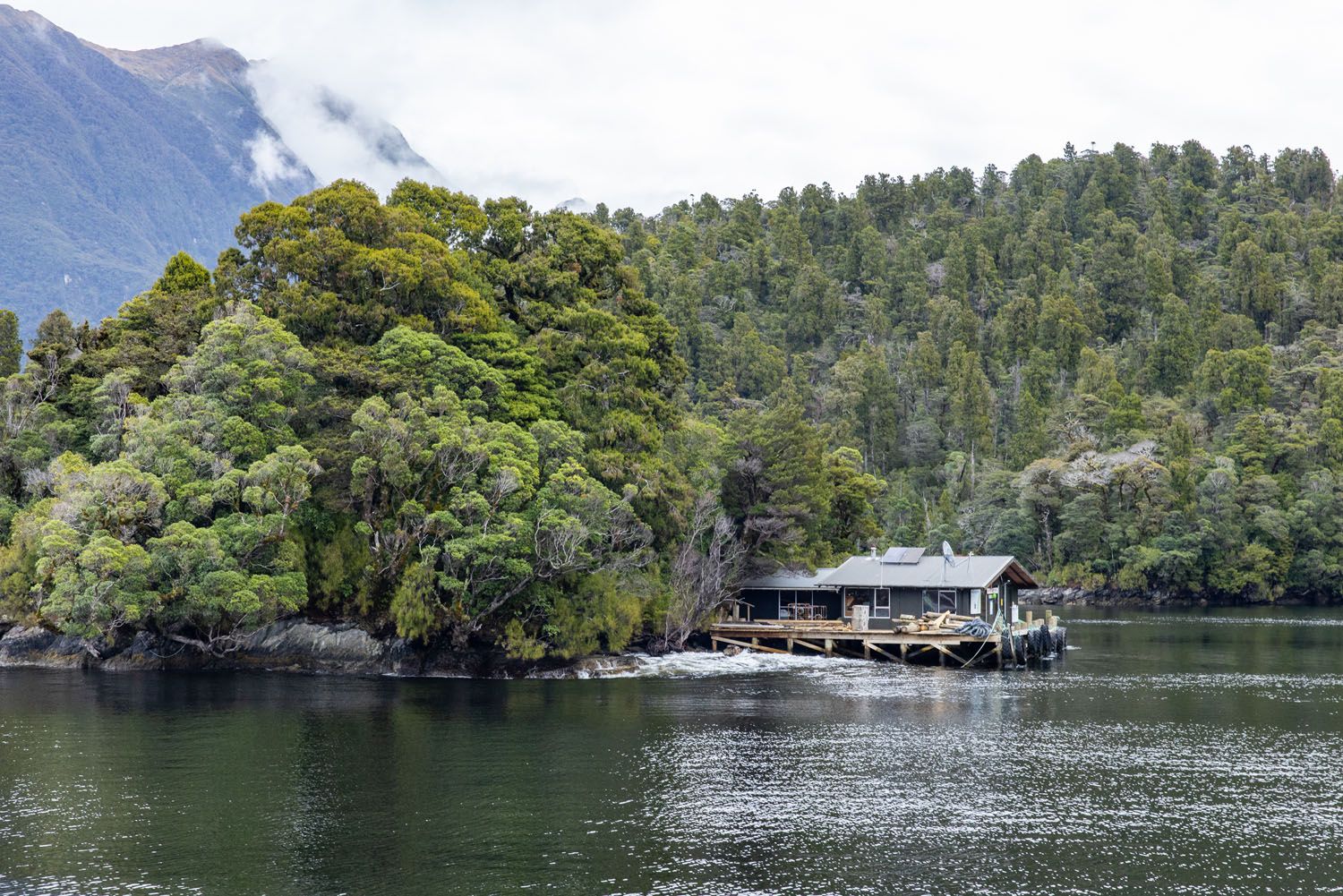 Blanket Bay Hotel