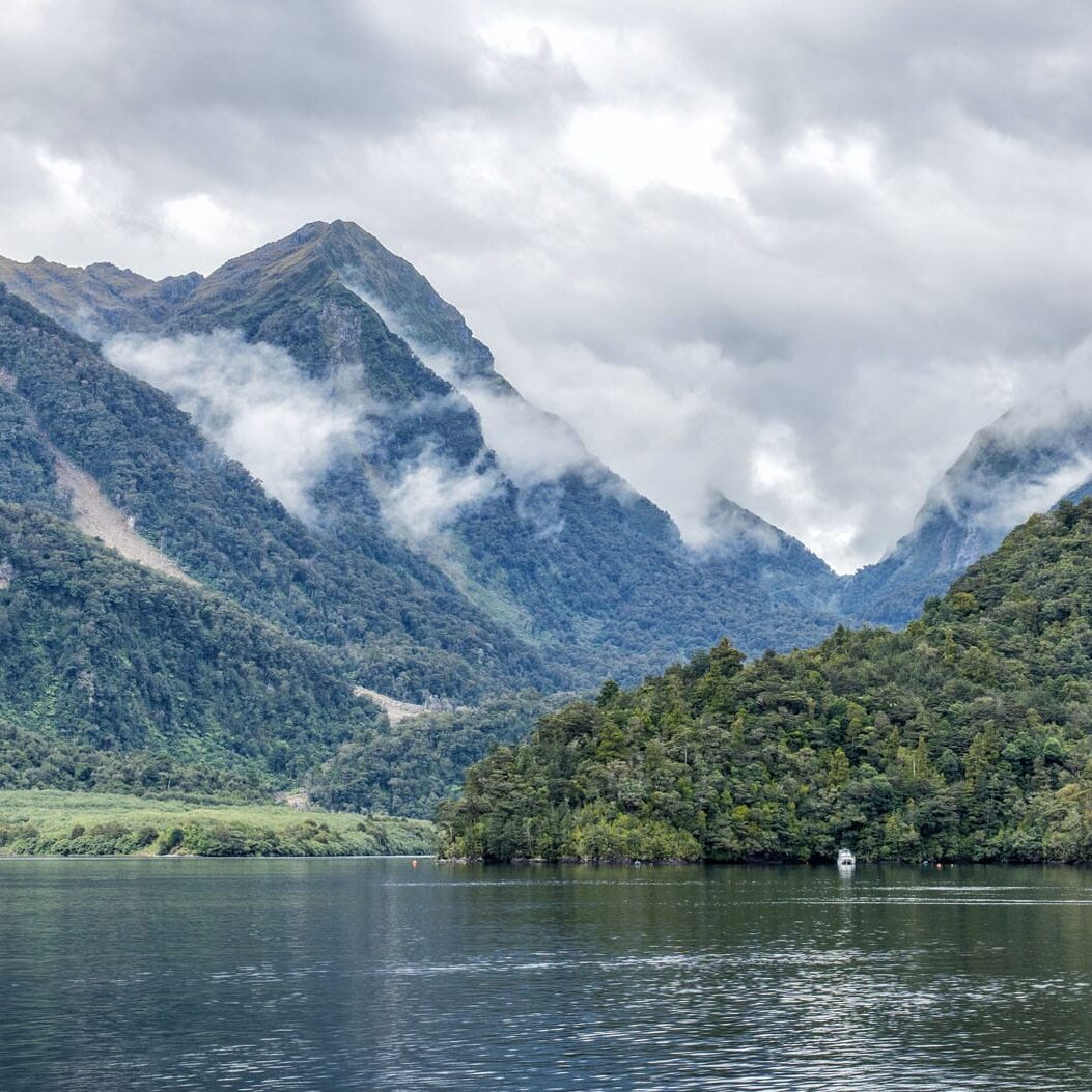 Doubtful sound hike deals