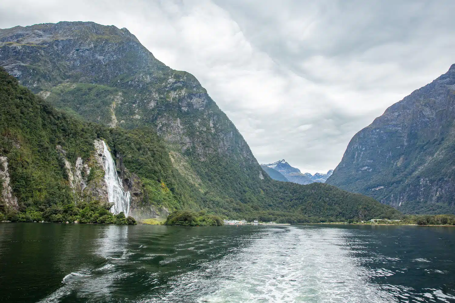 Bowen Falls Milford Sound