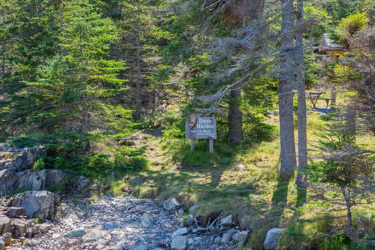 Duck Harbor Sign