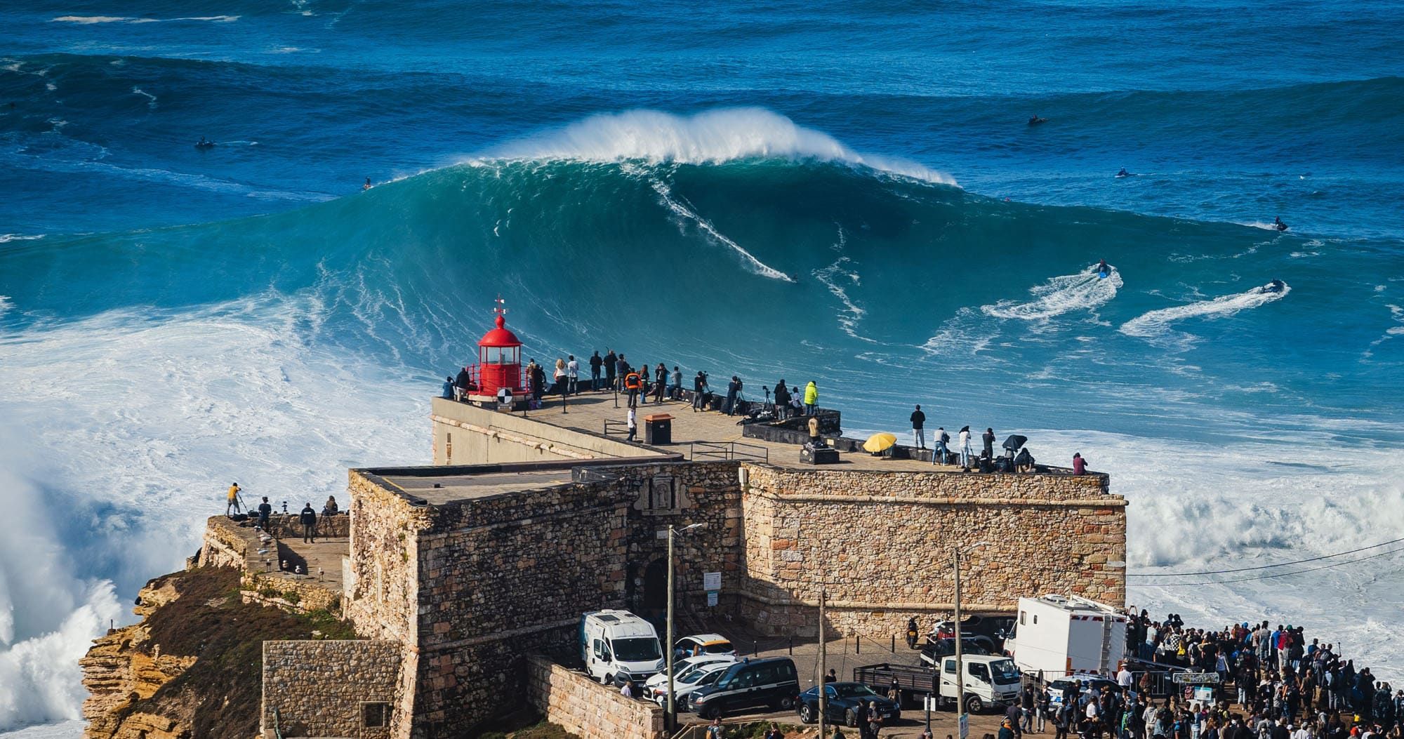 Big waves of Nazare