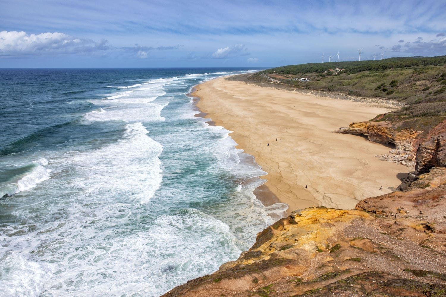 Praia do Norte Nazare Portugal | Best Things to Do in Nazaré