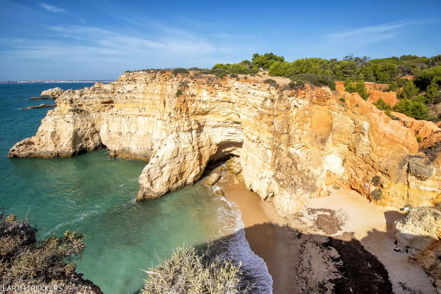 Praia Joaฬo de Arens Algarve
