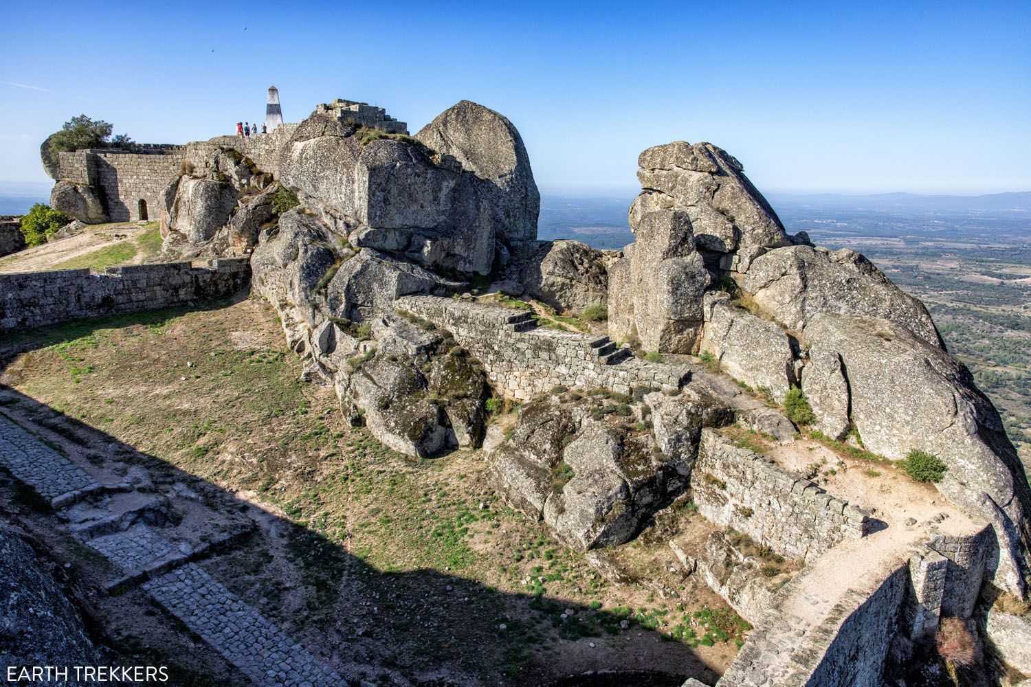 Monsanto Castle