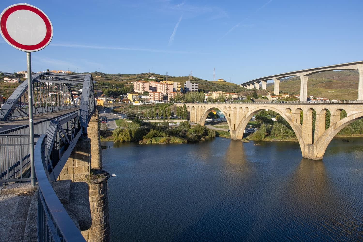 Peso de Regua Bridges Douro Valley