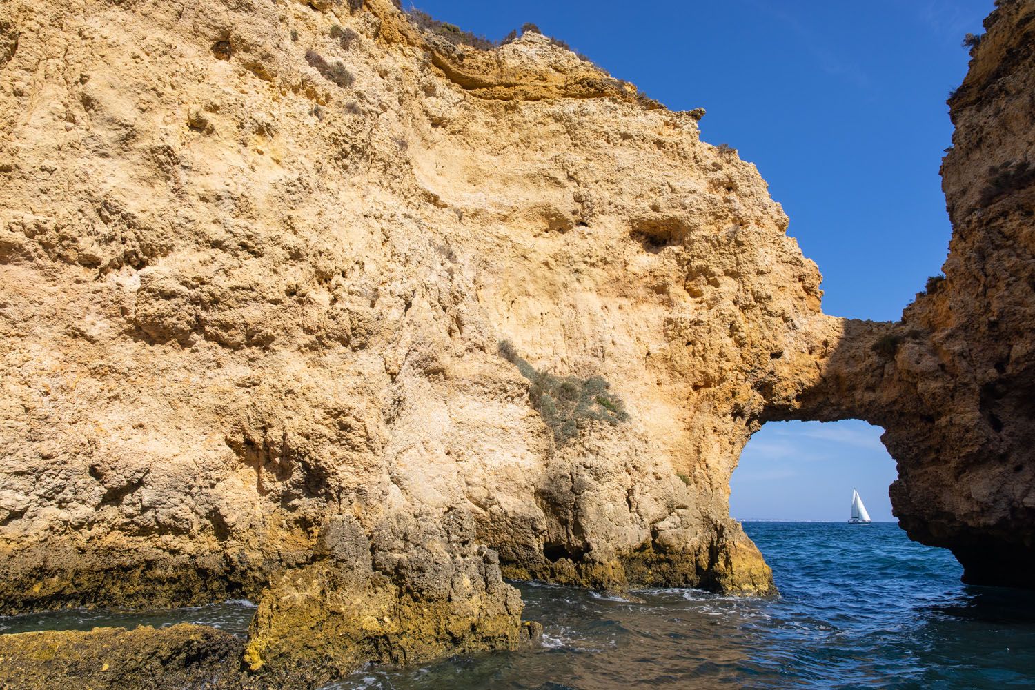 Ponta da Piedade Sea Arch | Best way to visit Ponta da Piedade