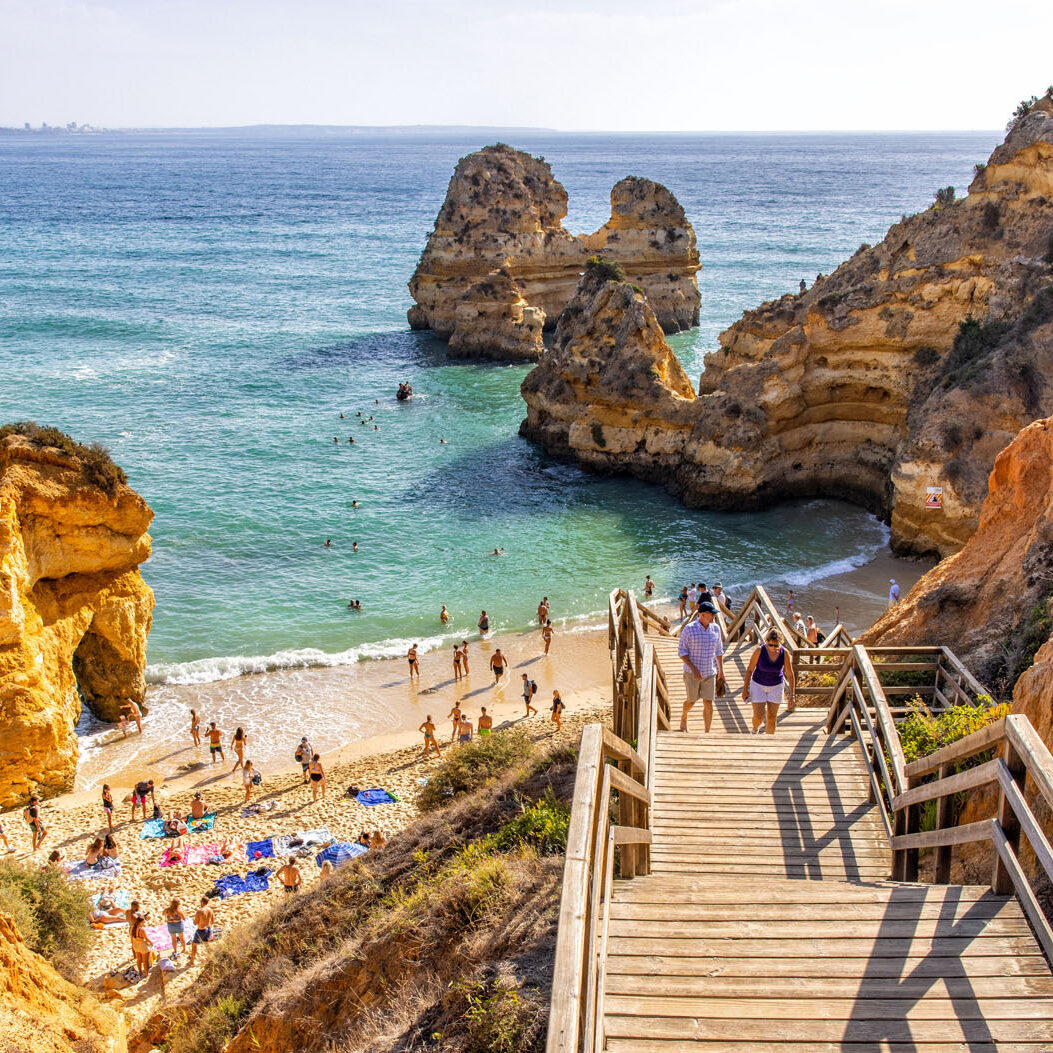 https://www.earthtrekkers.com/wp-content/uploads/2024/02/Visit-Ponta-da-Piedade-1053x1053.jpg