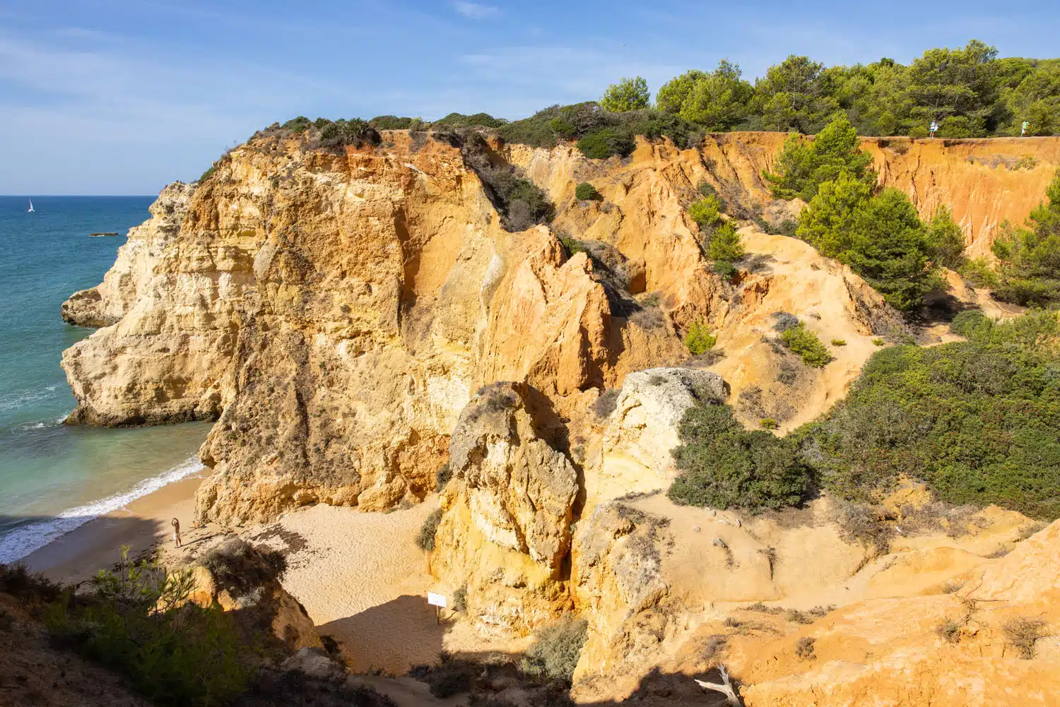 Praia Joaฬo de Arens