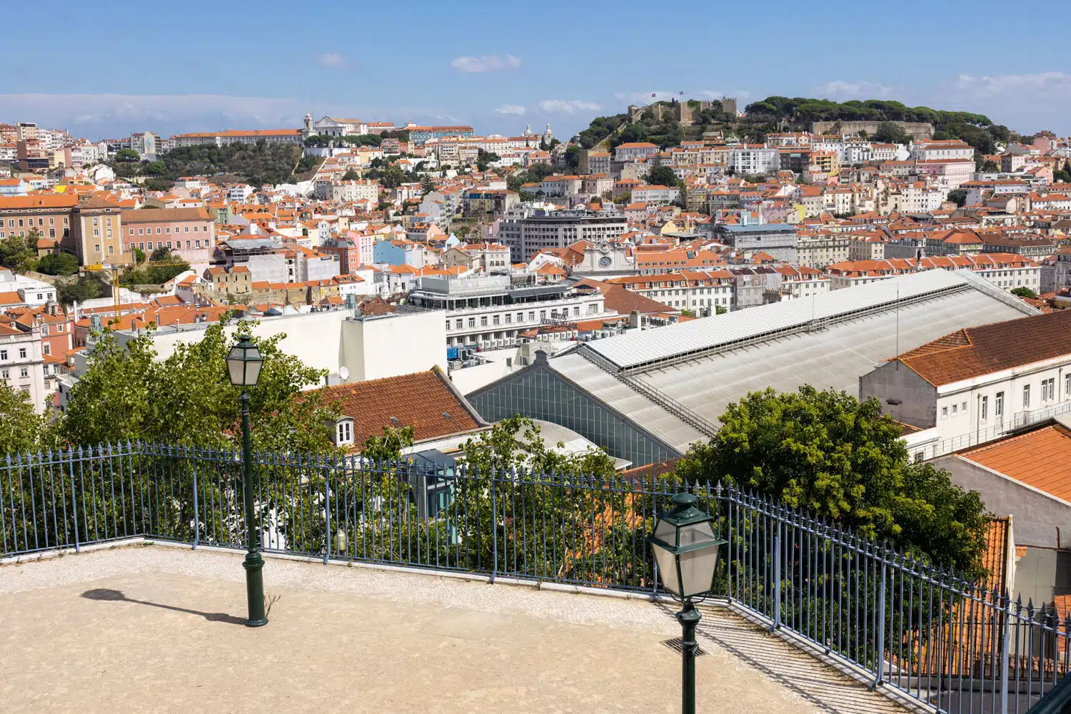 Miradouro do Saฬo Pedro de Alcaฬntara