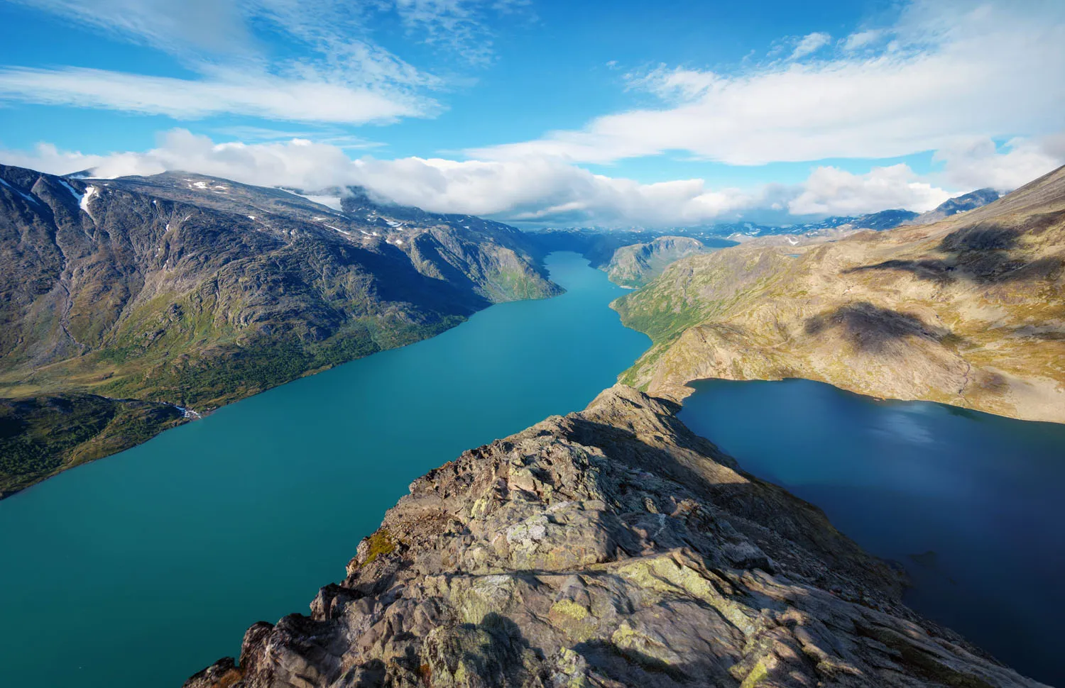 Besseggen Ridge
