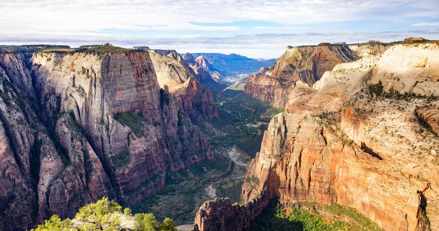 How to Hike to Observation Point for Jaw-Dropping Views of Zion