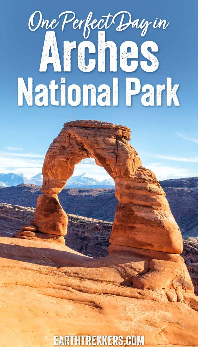 One day in Arches National Park itinerary. Devils Garden Trail, Delicate Arch, Park Avenue, Double Arch, Balanced Rock, plus many more sight in Arches.