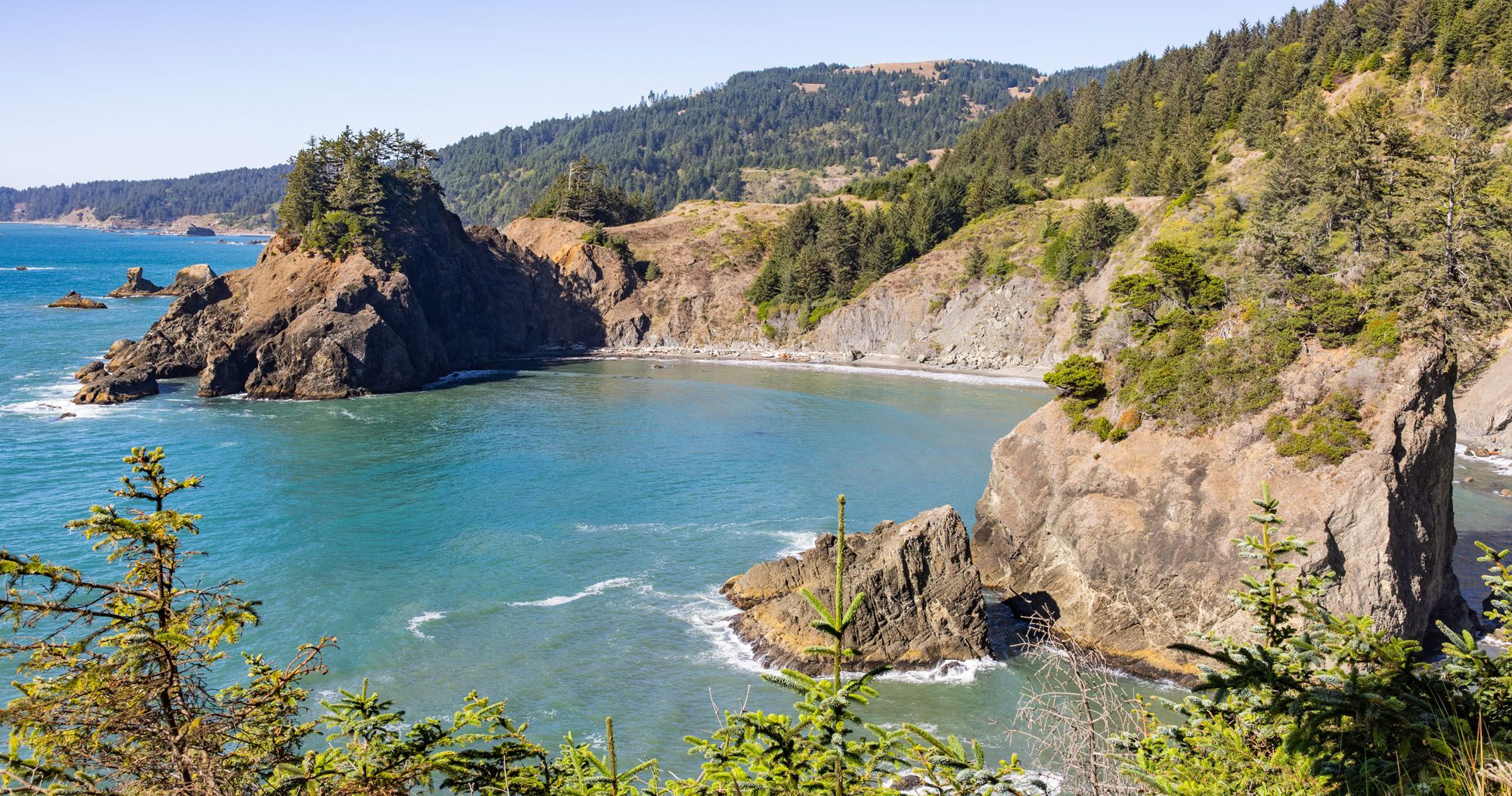 View near Arch Rock at Samuel H. Boardman Scenic Corridor