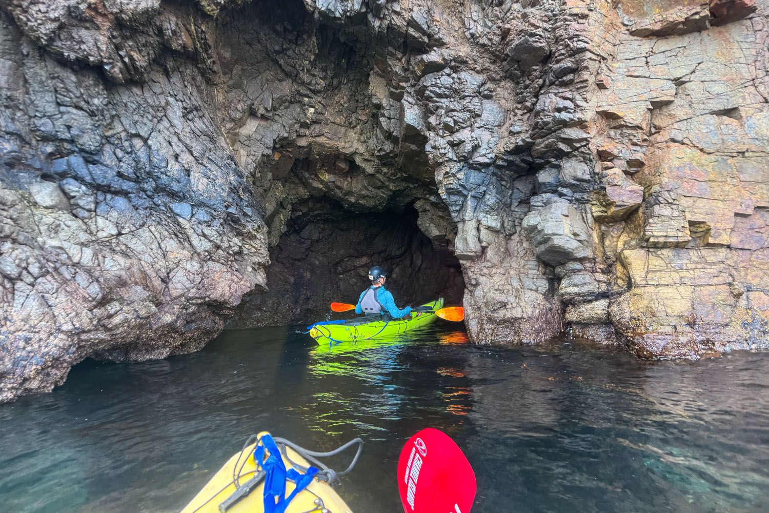 Kayaking in Caves Channel Islands