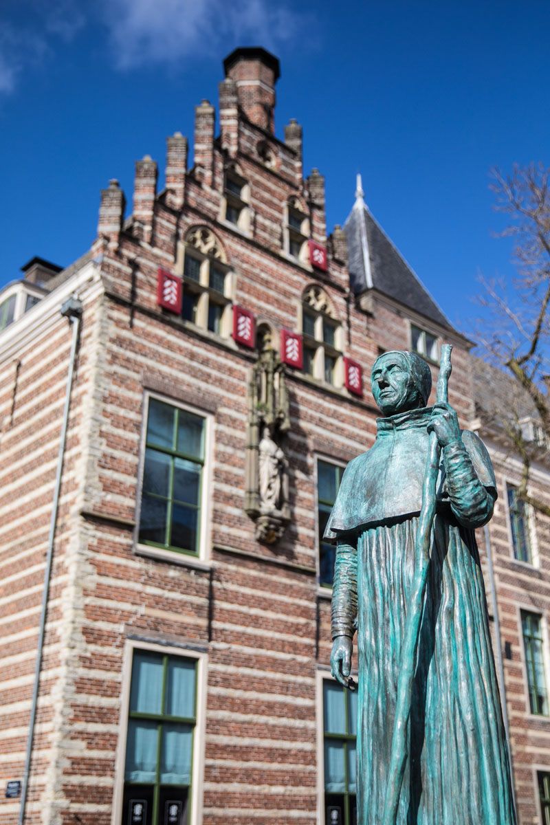 Statue in Utrecht