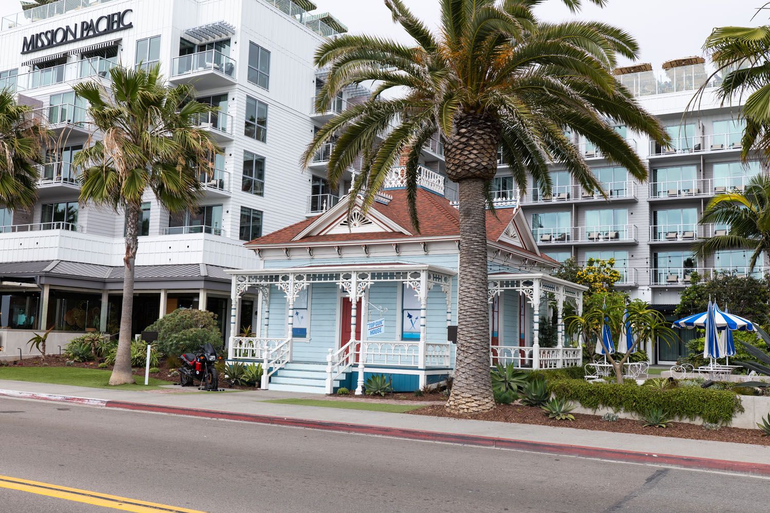 Top Gun House