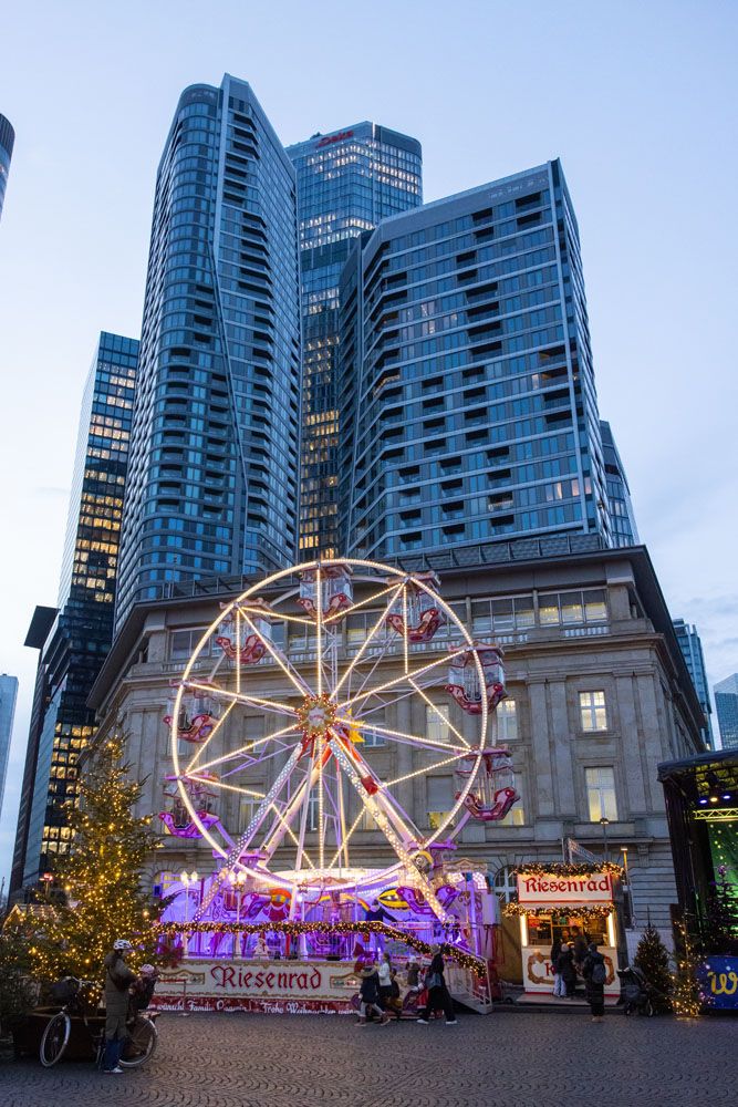 Roßmarkt Christmas Market Frankfurt