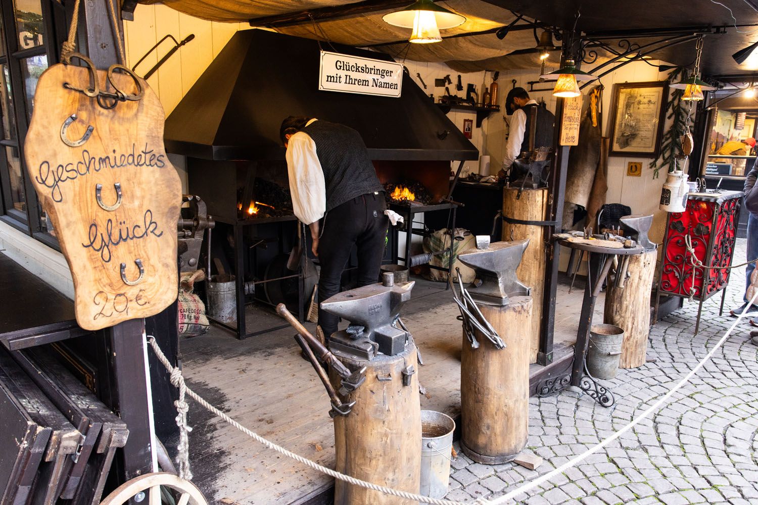 Lucky Horseshoe Shop