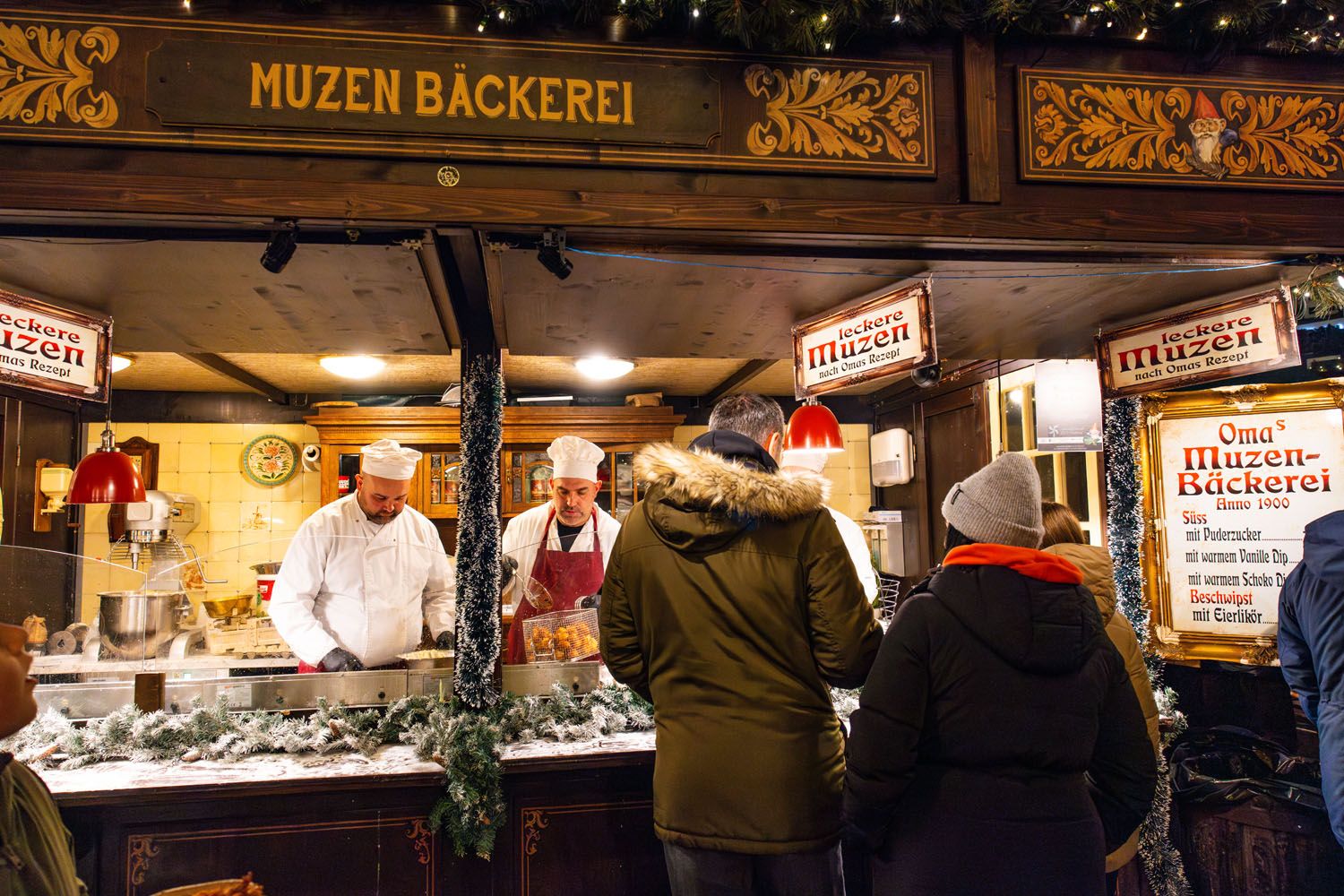 Powdered Fried Dough Shop